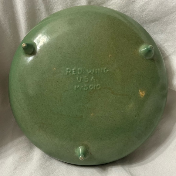 Vintage Redwing Planter 5010 - Picture 3 of 3
